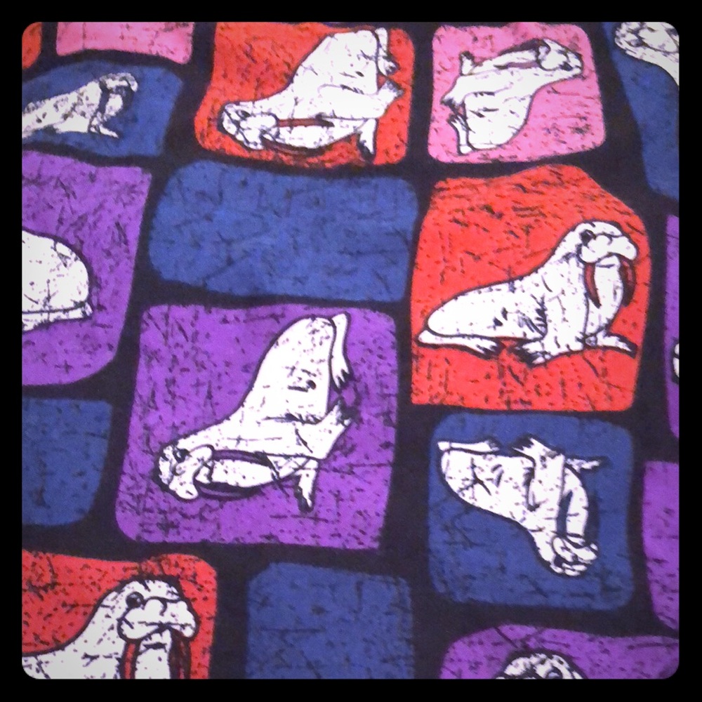Lularoe seal leggings nwot